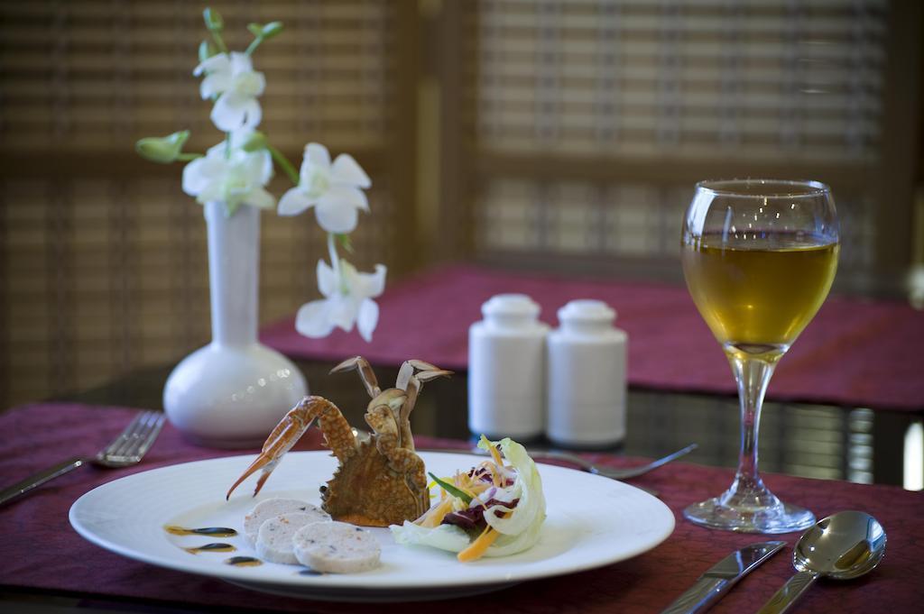รามาดา บาย วินด์แฮม อัลโคบาร์ คิงอับดุลลาห์สตรีท Hotel อัลโคห์บาร์ ภายนอก รูปภาพ