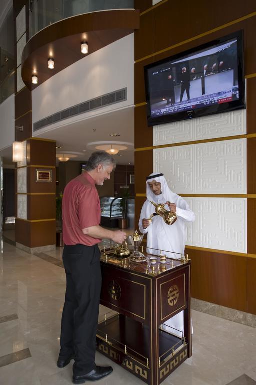 รามาดา บาย วินด์แฮม อัลโคบาร์ คิงอับดุลลาห์สตรีท Hotel อัลโคห์บาร์ ภายนอก รูปภาพ
